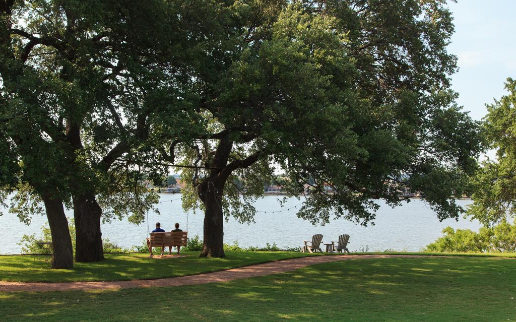 Inn On Lake Granbury Exterior foto